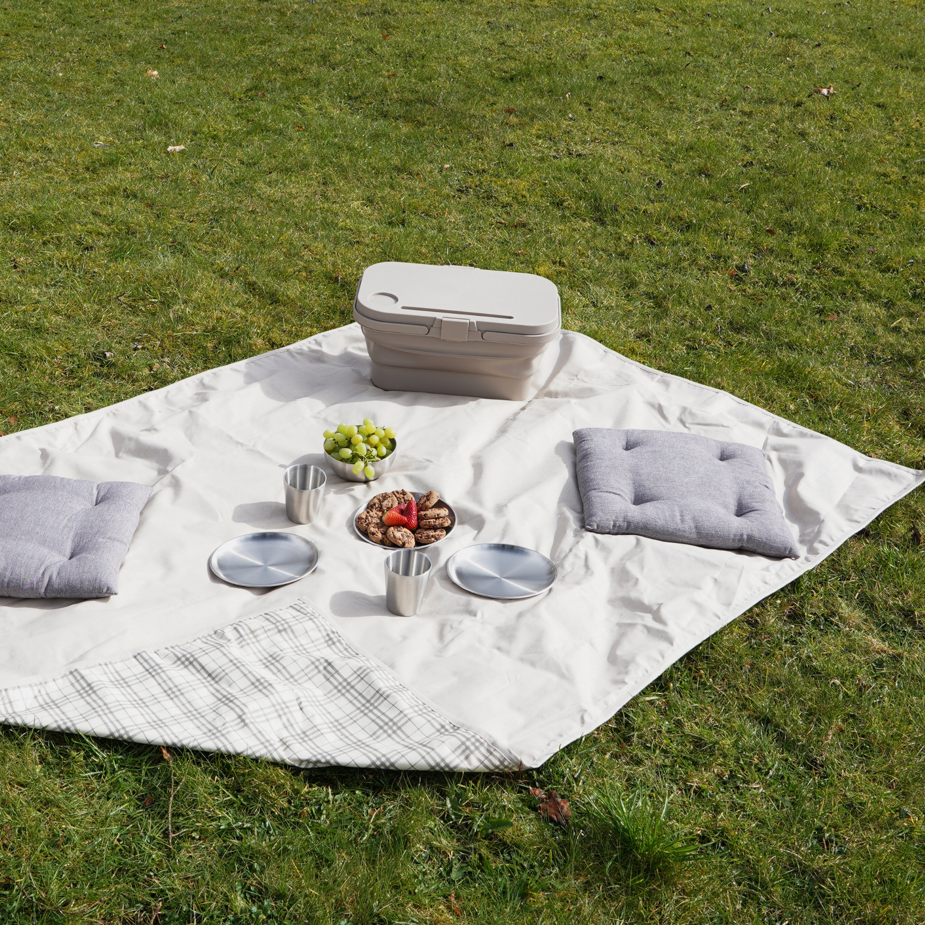 Zusammenklappbarer Picknickkorb